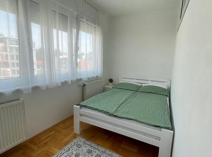 Spark アパート ヴァリェヴォ